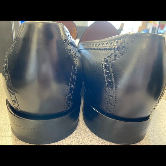 Gucci Mens Calfskin Web Bee Spirit Black Loafers - Picture 8 of 10